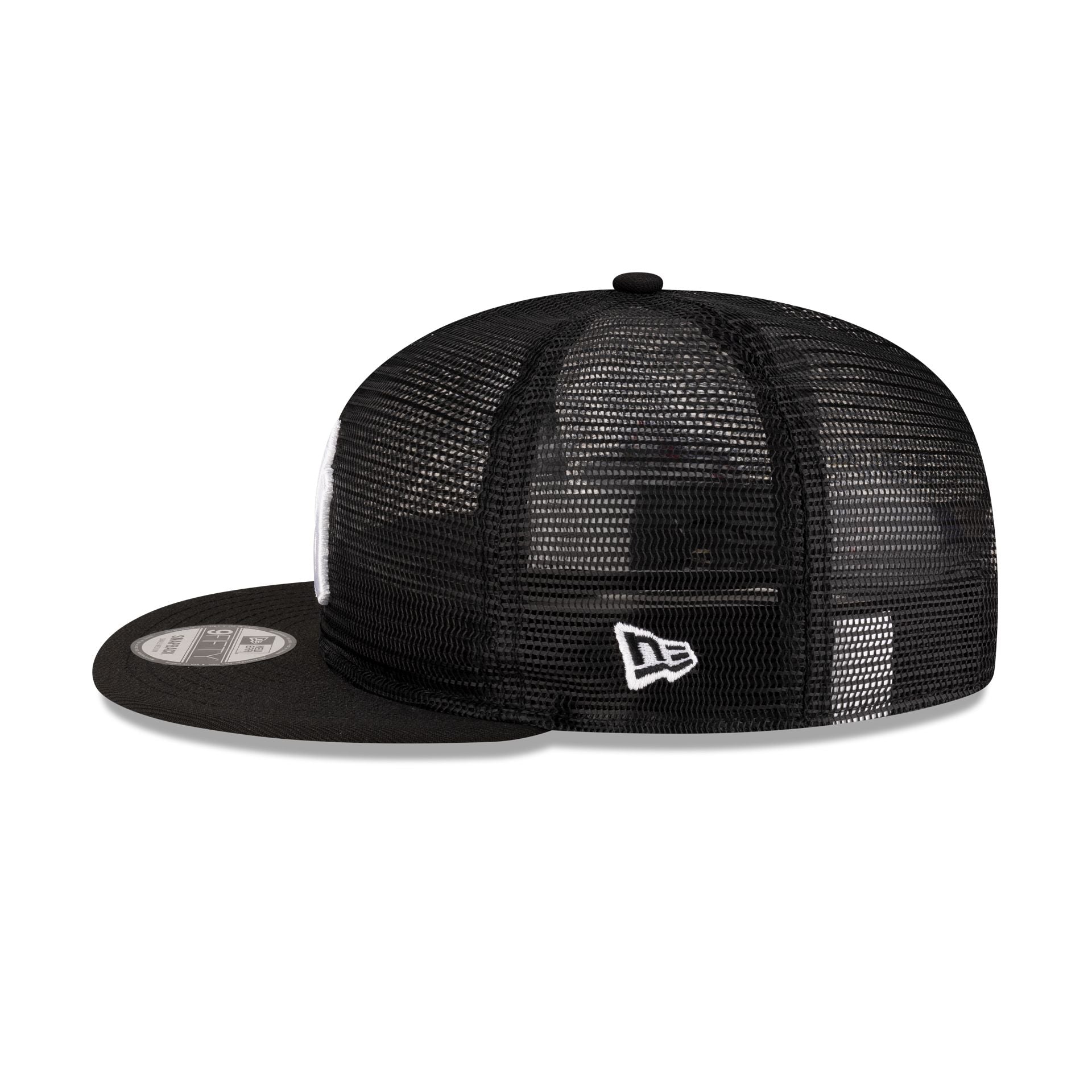 New York Yankees Black Mesh 9FIFTY Snapback Hat - Image 5