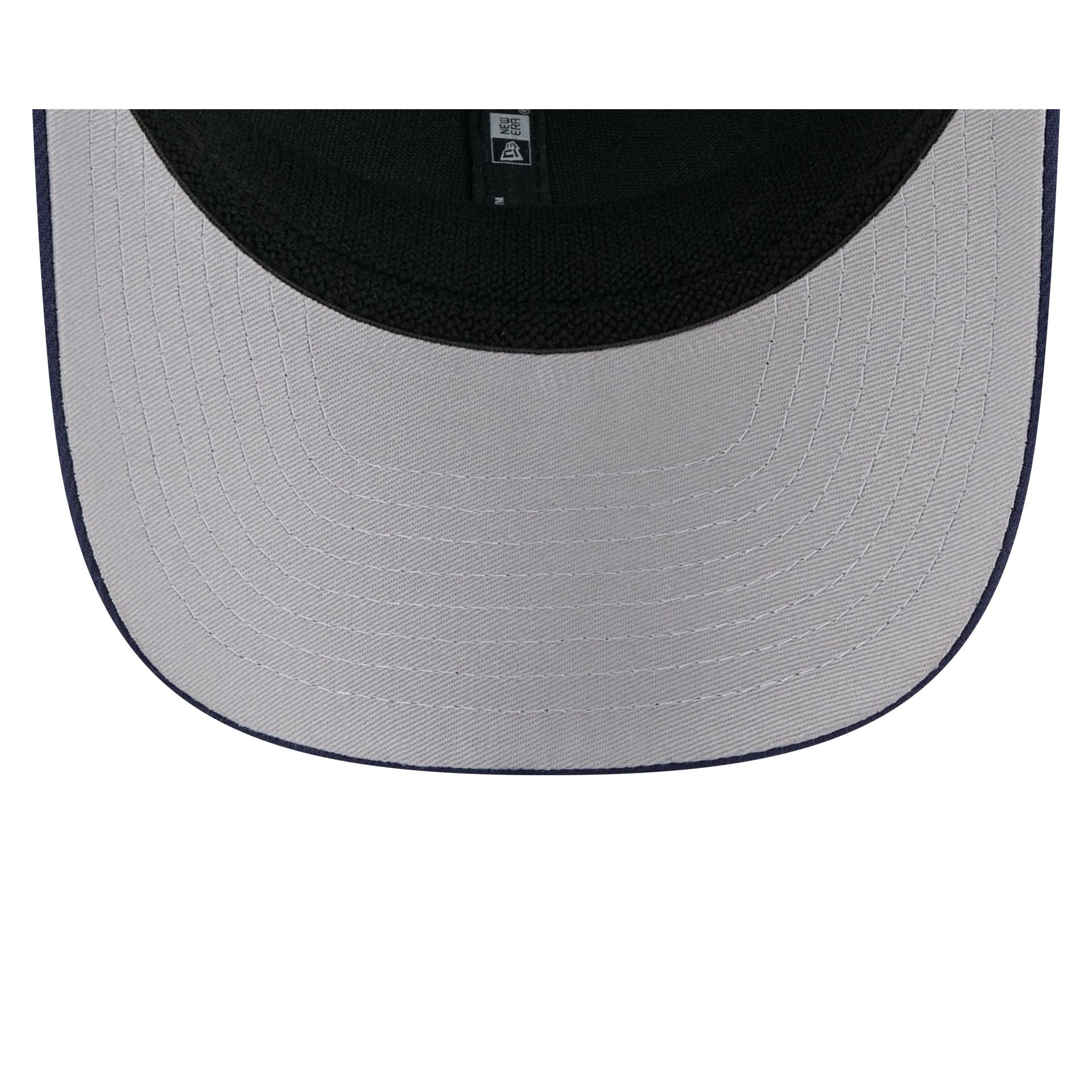 Montreal Canadiens Simple 9SEVENTY Trucker Hat - Image 7