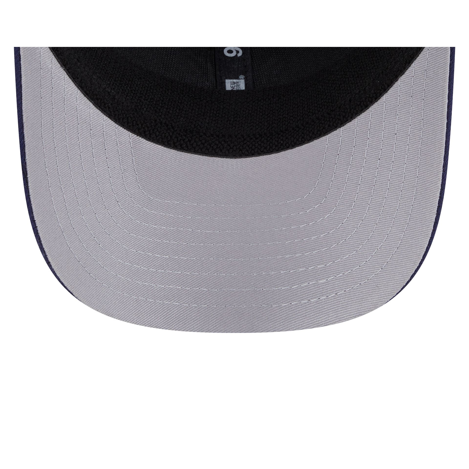 Toronto Maple Leafs Simple 9SEVENTY Trucker Hat - Image 6