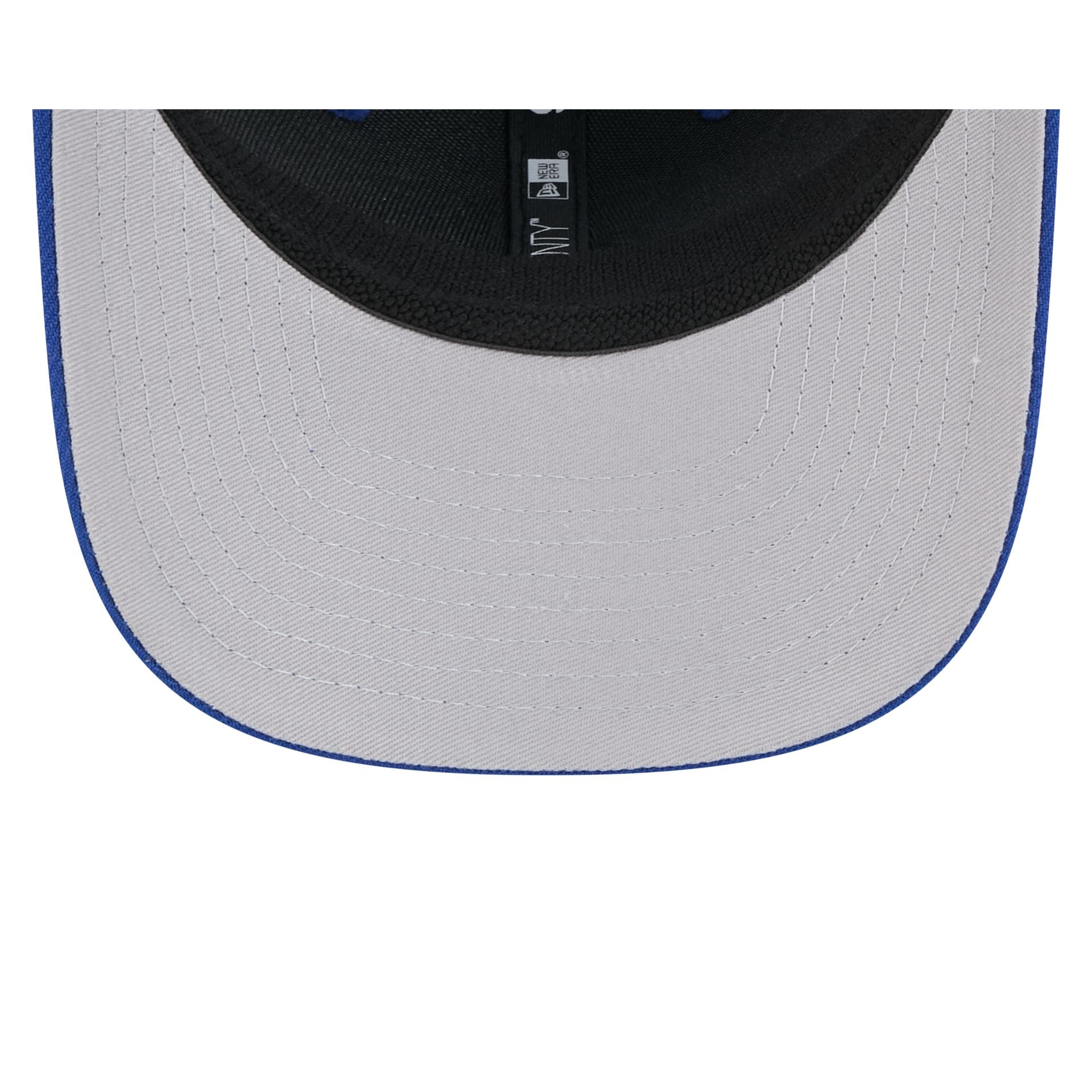 Vancouver Canucks Simple 9SEVENTY Trucker Hat - Image 7