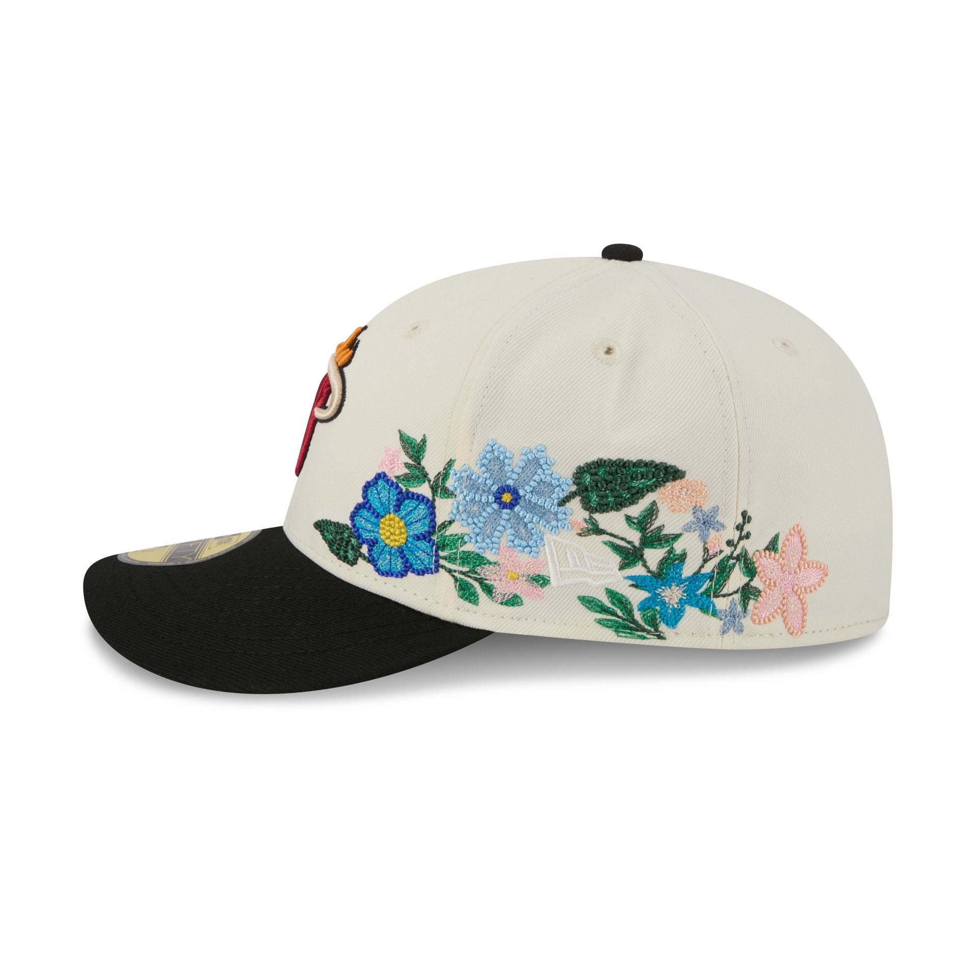 Miami Heat Tonal Florals White 59FIFTY Fitted Hat - Image 4