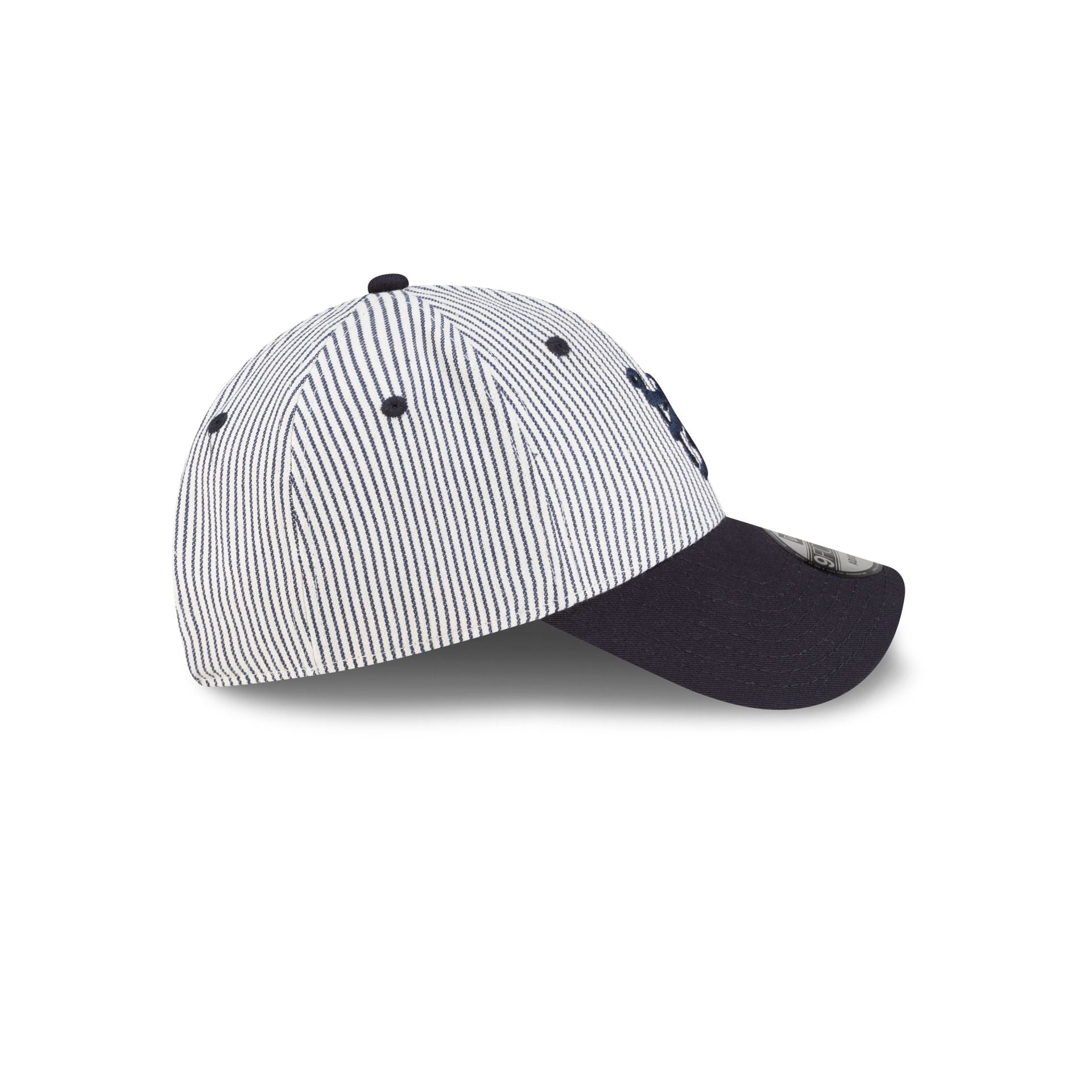Chelsea FC Pinstripe 9FORTY Adjustable Hat - Image 5