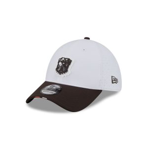 Cleveland Browns 2025 Training 39THIRTY Stretch Fit Hat