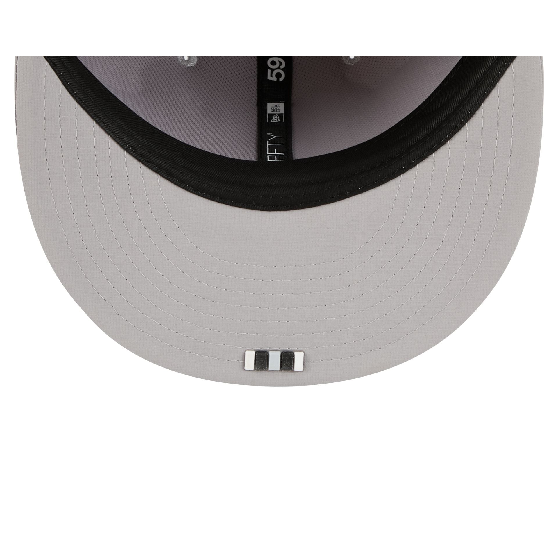 Las Vegas Raiders 2025 Sideline Hot Weather Gray 59FIFTY Fitted Hat - Image 7