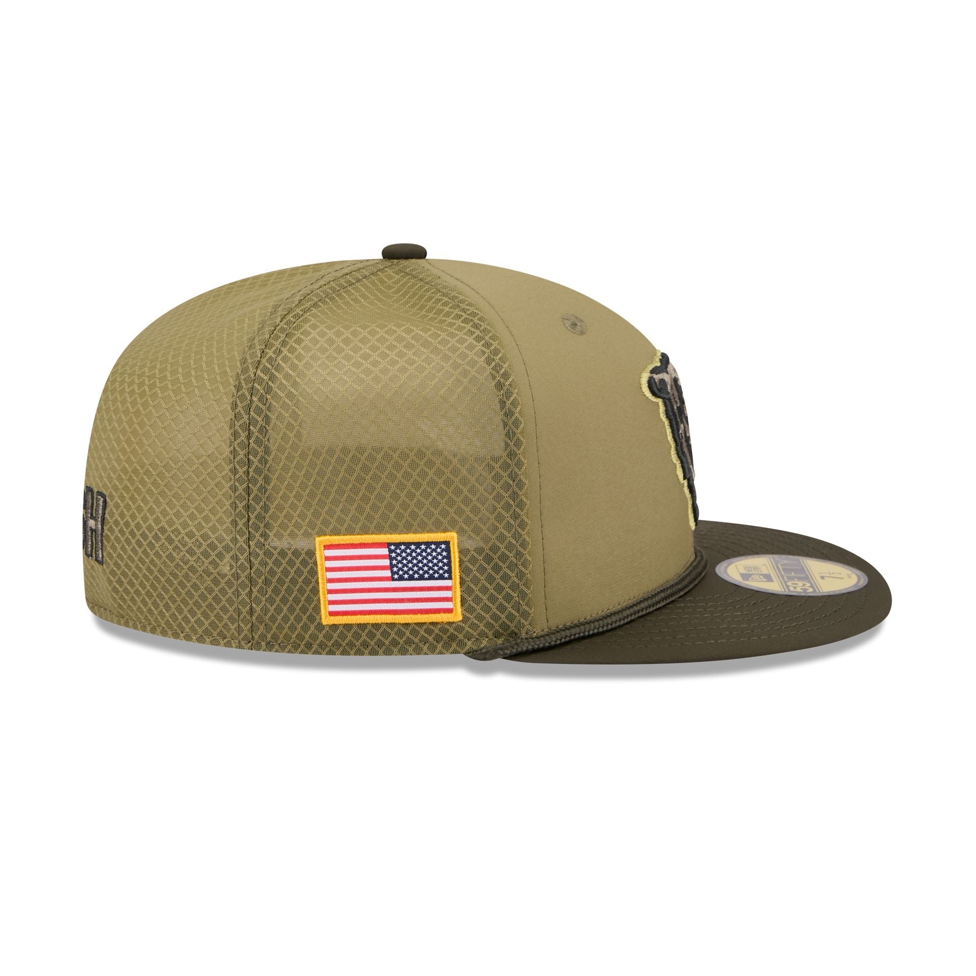 Chicago Bears 2025 Salute to Service 59FIFTY Fitted Hat - Image 4