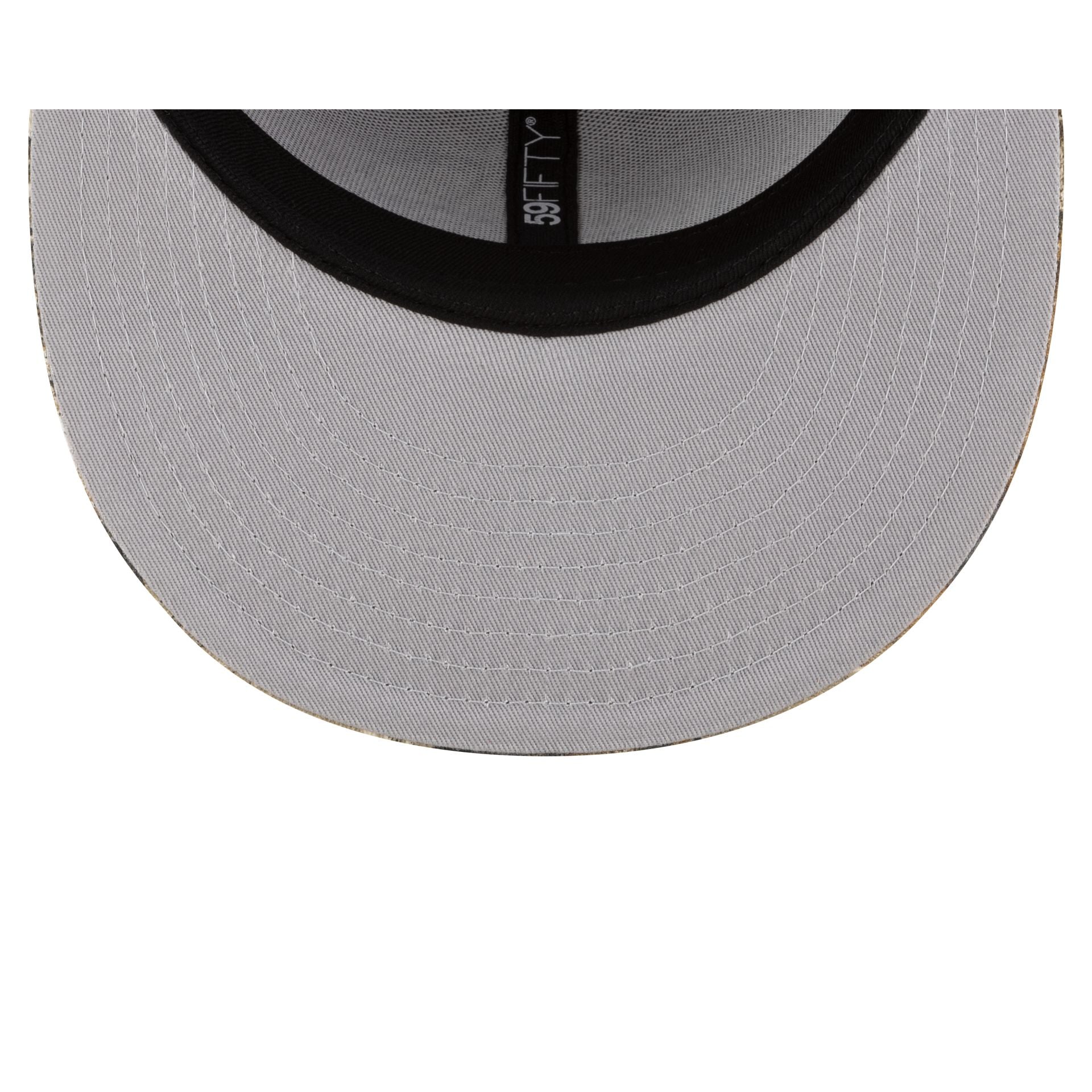 Colorado Avalanche Realtree Visor 59FIFTY Fitted Hat - Image 7